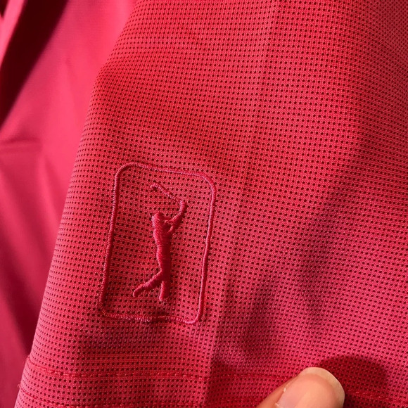 PGA men’s pink polo tee size medium - Picture 4 of 6